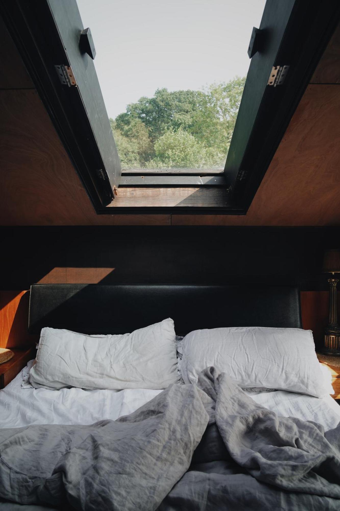 Two Unique Cabins Wrapped In Beautiful Welsh Scenery Presteigne Екстер'єр фото